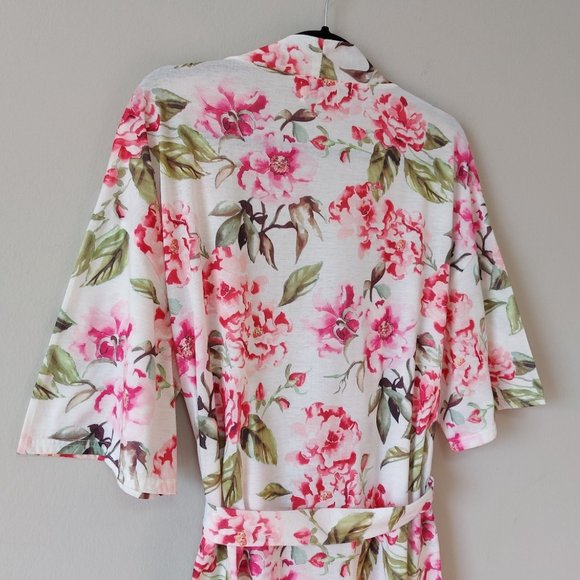 Show Me Your Mumu Brie Robe Garden Bloom Pattern Lightweight Cover-up Front Tie - Picture 4 of 7